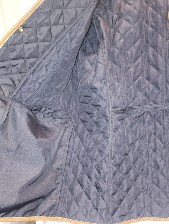 Chico's Size 2 12/14 Quilted Navy Barn Jacket with Brown LeatherTrim - Picture 6 of 10